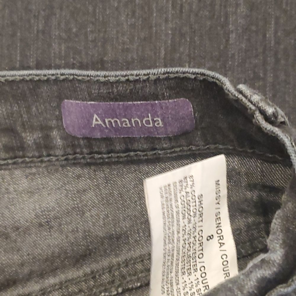 Mom Jeans Size 8 Short - Picture 4 of 5